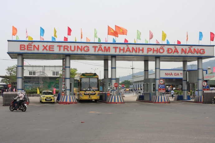 Thực hiện dỡ bỏ quy định giãn cách trên các phương tiện vận tải hành khách xuất phát từ thành phố Đà Nẵng 